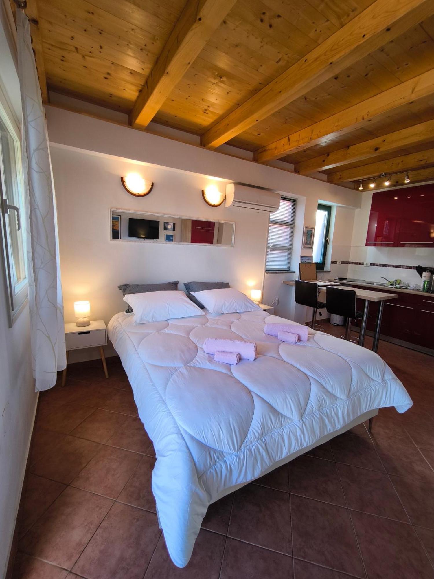 Apartment Leonarda *