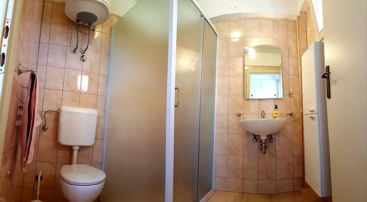 Apartment Leonarda *
